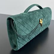 Bottega Veneta Andiamo Clutch Green Suede - 31x13x3cm - 5