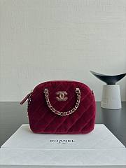 Chanel Clutch with Strap Velvet & Gold Metal Red - 11×16×5.5cm - 1
