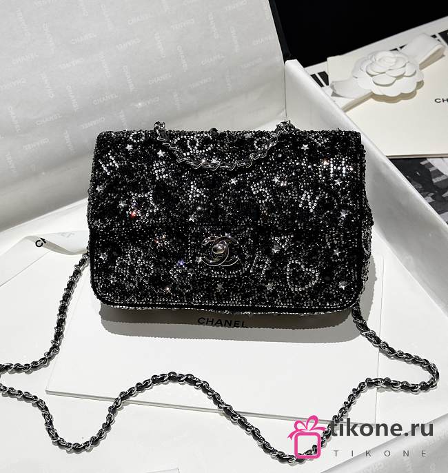 Chanel Flap Bag Sequins & Silver Tone Metal Black - 20x10x7cm - 1