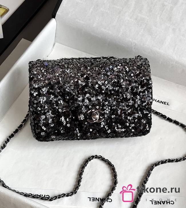 Chanel Flap Bag Quilted Sequins & Silver Tone Metal Black - 20x10x7cm - 1