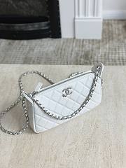 Chanel Pouch Shiny Grained Calfskin Strass & Silver Tone Metal White - 23x12x8cm - 2