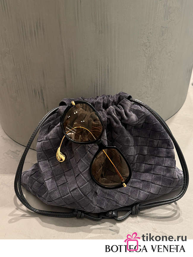 Bottega Veneta Dustbag Suede in Gray - 32x23x1cm - 1