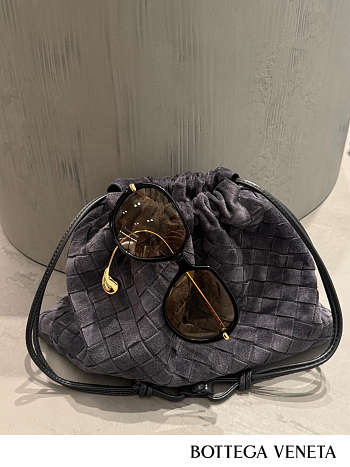 Bottega Veneta Dustbag Suede in Gray - 32x23x1cm