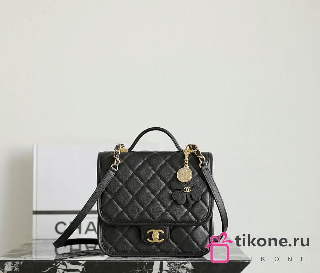 Fall-Winter 2025/26 Chanel Backpack Grained Shiny Calfskin & Gold Tone Metal Black - 19.5x22x7cm - 1