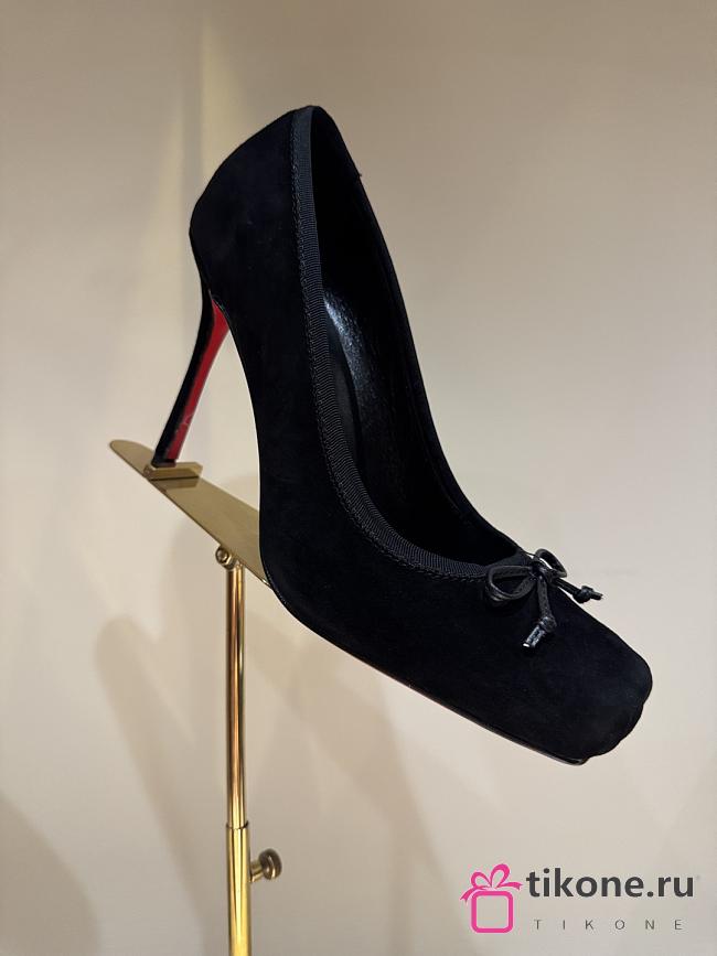 Christian Louboutin Cassia Nodo 100mm Pumps Velvet Black - 1