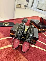 Men Christian Louboutin Greggy Chain Embellished Patent Leather Black - 3