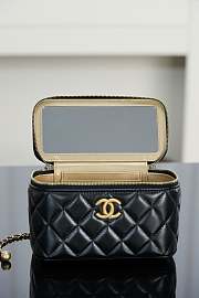 Chanel Small Pearl Crush Vanity Case Lambskin Quilted With Chain Black - 17x9.5x8cm - 2