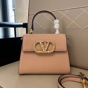 Valentino Garavani Vsling Small Handbag In Grainy Calfskin With Jewel Logo Rose Cannelle - 22x17x9cm