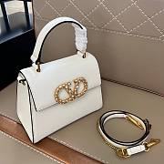 Valentino Garavani Vsling Small Handbag In Grainy Calfskin With Jewel Logo White - 22x17x9cm - 3
