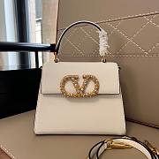 Valentino Garavani Vsling Small Handbag In Grainy Calfskin With Jewel Logo White - 22x17x9cm - 4
