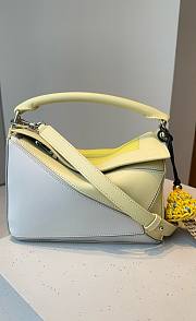 Loewe Small Puzzle Bag In Nappa Calfskin Pale Grey/Light Citrine - 24x16.5x10.5cm - 1