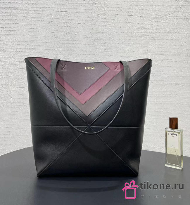 Loewe Medium Puzzle Fold Tote in Nappa Calfskin Black/Burgundy - 31x24.5x15cm - 1