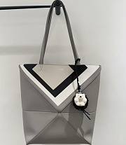 Loewe Medium Puzzle Fold Tote in Nappa Calfskin Grey/Light Ghost - 31x24.5x15cm - 2