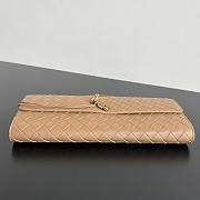 Bottega Veneta Andiamo Clutch Pale Brown- 31x13x3cm - 6