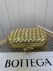Bottega Veneta Knot Minaudiere Clutch Gold - 19x11.5x5cm - 5