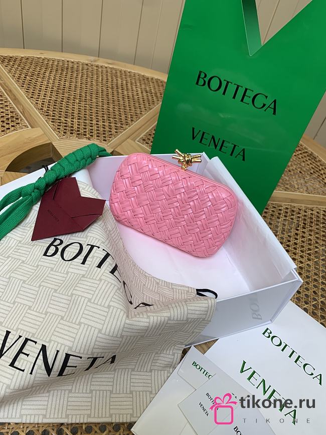 Bottega Veneta Knot Minaudiere Clutch Pink - 19x11.5x5cm - 1