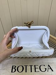 Bottega Veneta Knot Minaudiere Clutch White - 19x11.5x5cm - 2