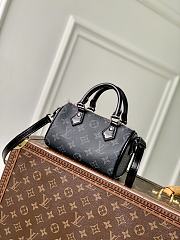 LV Nano Speedy Monogram Eclipse M26573 - 16x10x7.5cm - 2