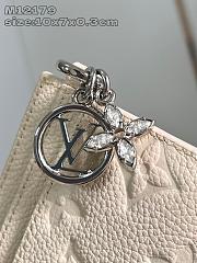 LV Charms Card Holder Beige - 10.2x7.3x0.3cm - 3