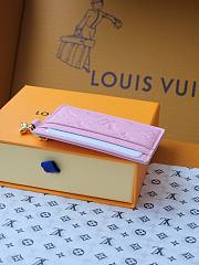 LV Charms Card Holder Pink - 10.2x7.3x0.3cm - 4