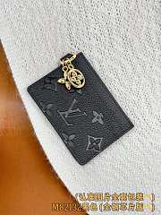 LV Charms Card Holder Black - 10.2x7.3x0.3cm - 4