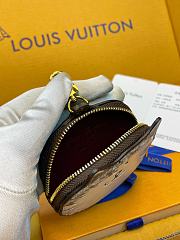 LV Travels With Grace Coddington Monogram Kitty Coin Purse - 9.5x9.5x1.5cm - 2