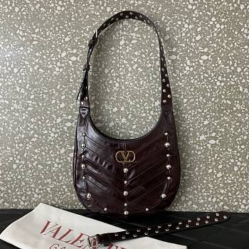 Valentino Garavani Hoboho Small Hobo Bag In Chevron Patterned Nappa Leather Burgundy - 28x21.5x3cm 