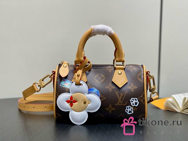 LV Nano Speedy Monogram Snowy Pearl M15330 - 16x10x7.5cm - 1