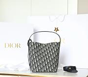 Small Diorstar Bucket Bag Blue Dior Oblique Jacquard - 24x24x15cn - 4
