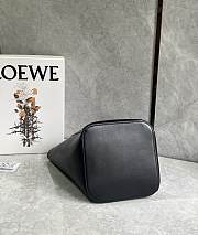 Loewe Medium Pebble Bucket In Smooth Calfskin Black - 28x24.5x23.5cm - 6