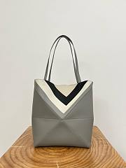 Loewe Medium Puzzle Fold Tote in Nappa Calfskin Grey/Light Ghost - 31x24.5x15cm - 3