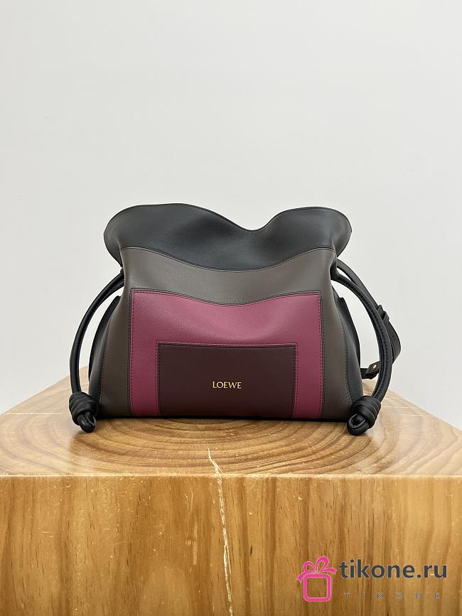 Loewe x Albers Medium Flamenco Clutch In Nappa Calfskin Black/Burgundy - 30x24.5x10.5cm - 1