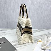 Small Dior Book Tote Lambskin Wool Unbleached Caning Beige - 26.5x22x14cm - 6