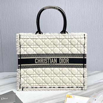 Large Dior Book Tote Lambskin Wool Unbleached Caning White - 42x35x18.5cm
