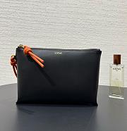 Loewe Knot T Pouch In Shiny Nappa Calfskin Black - 22.5x5.5x15.5cm - 3
