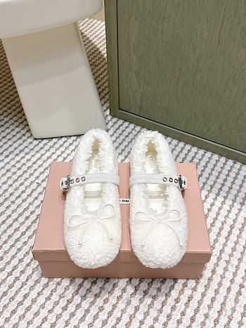 Miumiu Shearling Ballerinas White