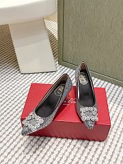 Roger Vivier Efflorescence Pums in Crystal Black 6.5cm - 2