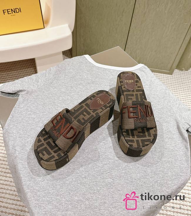 Fendi Sunshine Brown Fabric Flatform Slides 60mm - 1