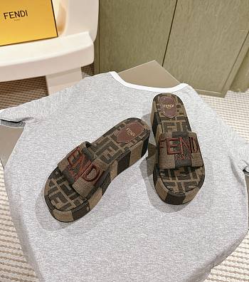 Fendi Sunshine Brown Fabric Flatform Slides 60mm