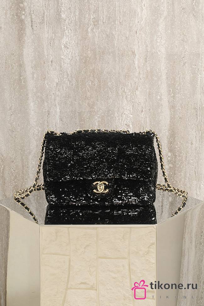 Chanel Evening Bag Quilted Sequins & Gold Tone Metal Black - 25x14x9cm - 1