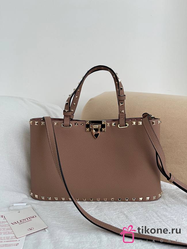 VLTN Rockstud Small Shopping Bag In Grainy Calfskin Poudre - 32x29x7cm - 1