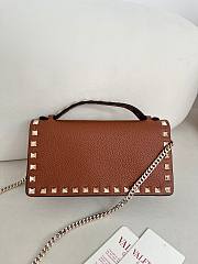 VLTN Rockstud Wallet With Chain In Grainy Calfskin Brown - 21x10.5x4cm - 2