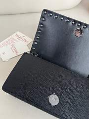 VLTN Rockstud Wallet With Chain In Grainy Calfskin Black - 21x10.5x4cm - 5