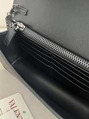 VLTN Rockstud Wallet With Chain In Grainy Calfskin Black - 21x10.5x4cm - 2
