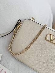 VLTN Mini Vlogo Signature Crossbody Bag In Grainy Calfskin Cream - 21.5x13x3cm - 5