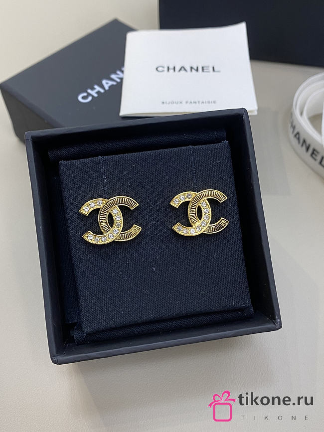 Chanel Earrings Metal, Strass Gold, Pearly White & Crystal - 1