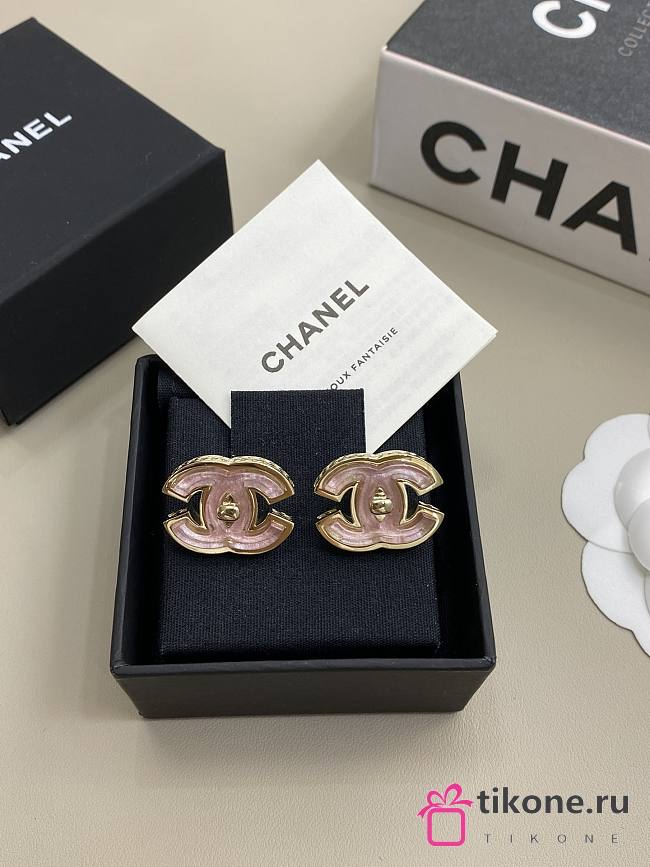 Chanel Stud Earrings Metal & Resin Gold & Pearly Pink - 1