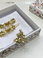 Lucky Dior Ring Gold Finish Metal and White Resin Pearls - 3