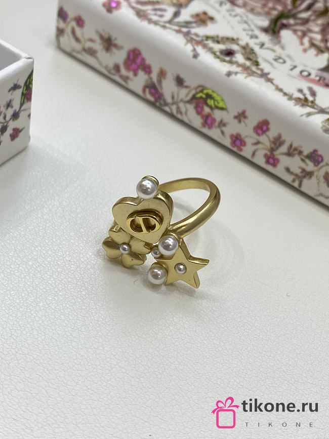 Lucky Dior Ring Gold Finish Metal and White Resin Pearls - 1