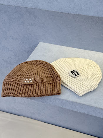 Miumiu Wool And Cashmere Beanie White/ Camel Brown